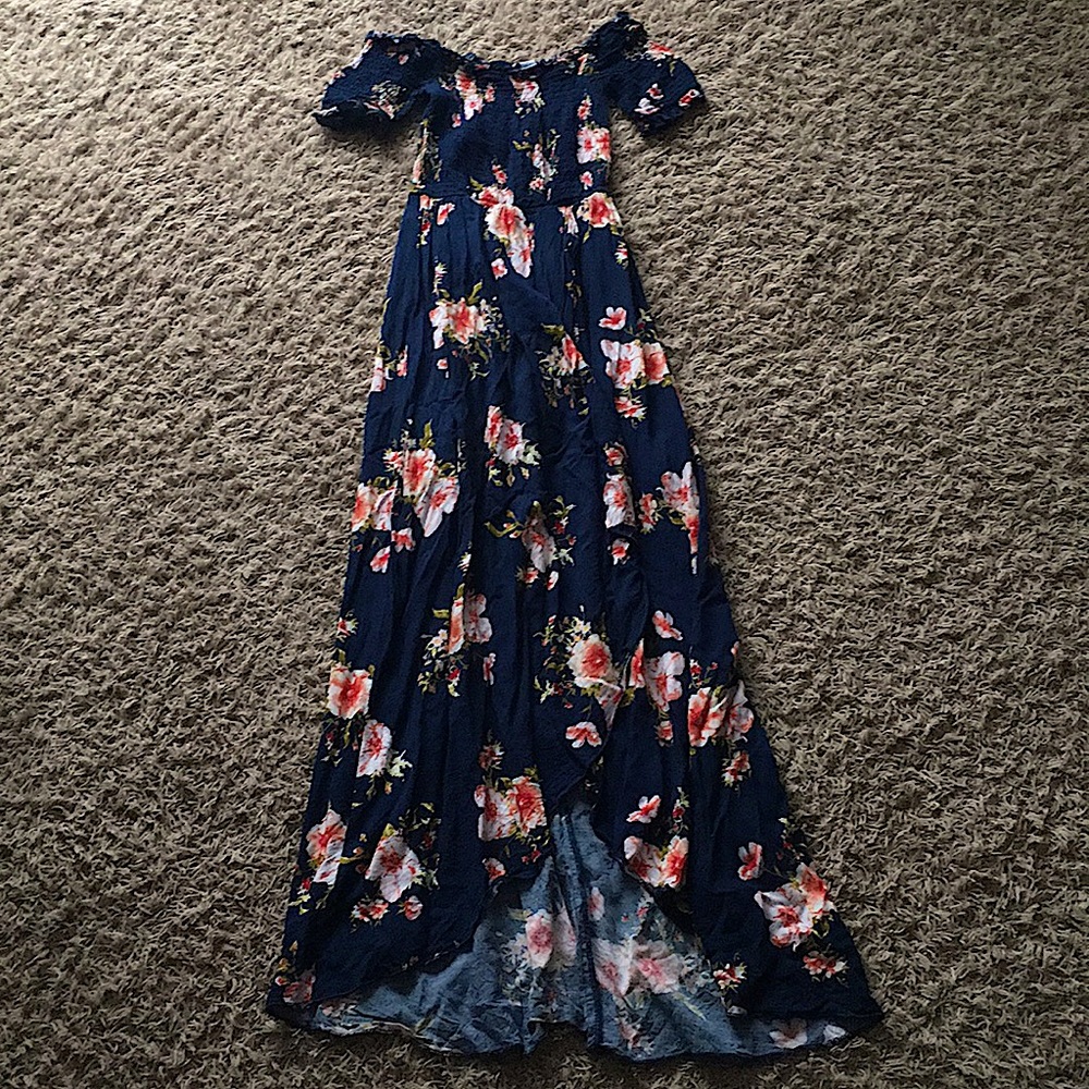 Apricot Lane Favlux Off-The-Shoulder Maxi Dress S